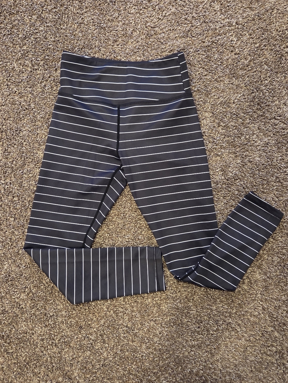 Zyia Grey And White Women's S Small Leggings